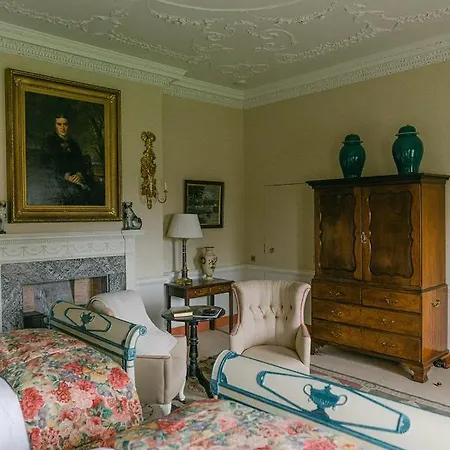 B&B Summergrove House